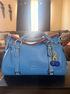 Dooney & Bourke Raleigh leather blue bag. Like new.